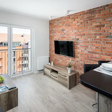 Apartment Garbary 100 *